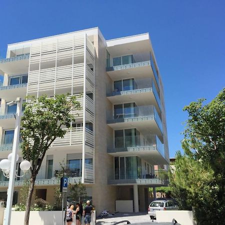 Equilium Apartments 利多迪迪耶索洛 外观 照片