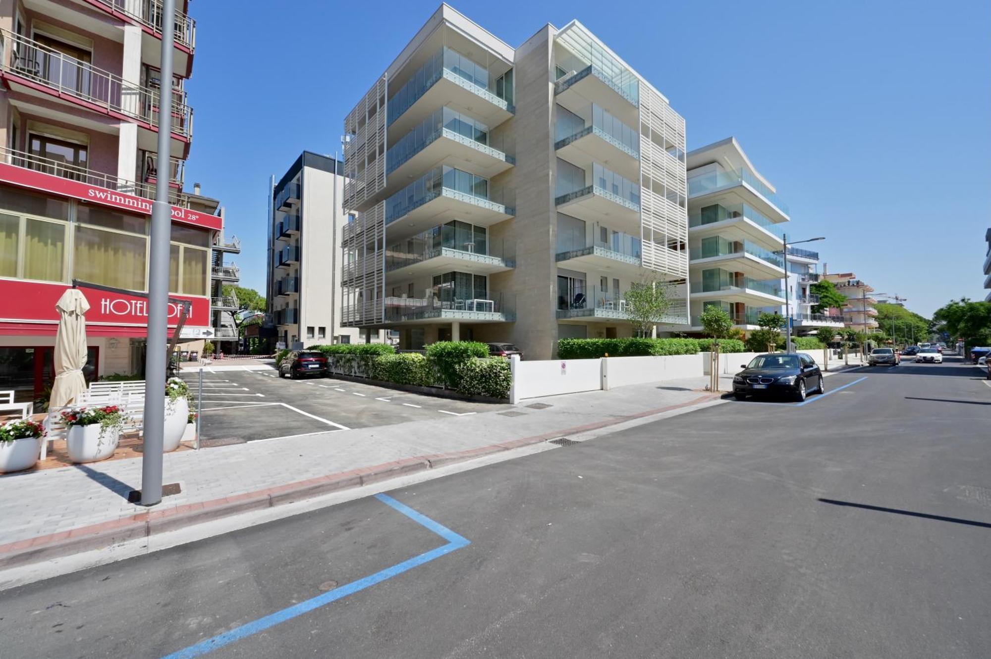 Equilium Apartments 利多迪迪耶索洛 外观 照片